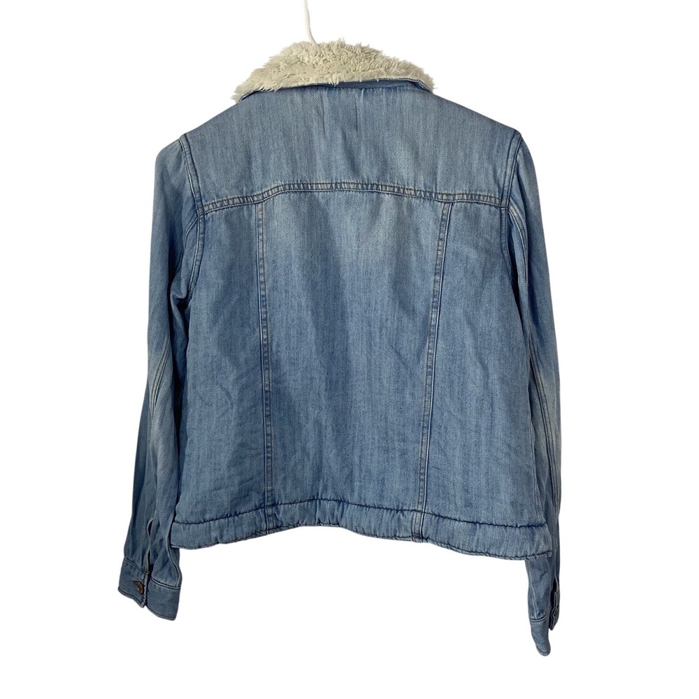 Altar'd State Sherpa Lined Denim Trucker Jacket Womens Est Small Light Wash - Picture 2 of 9